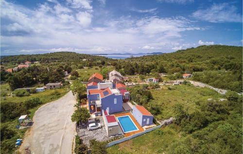 Two-bedroom Apartment In Veli Rat