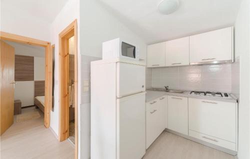 Two-bedroom Apartment In Vir