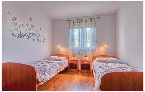 Two-bedroom Apartment In Premantura