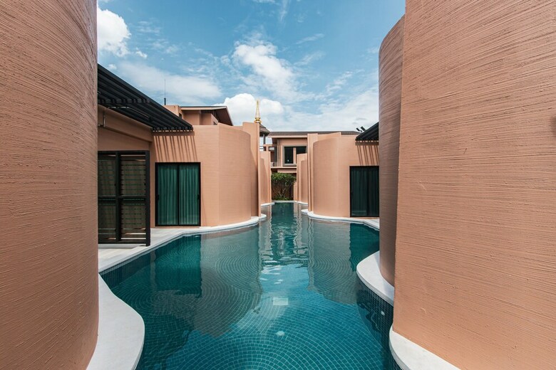 Rachabhura Hotel