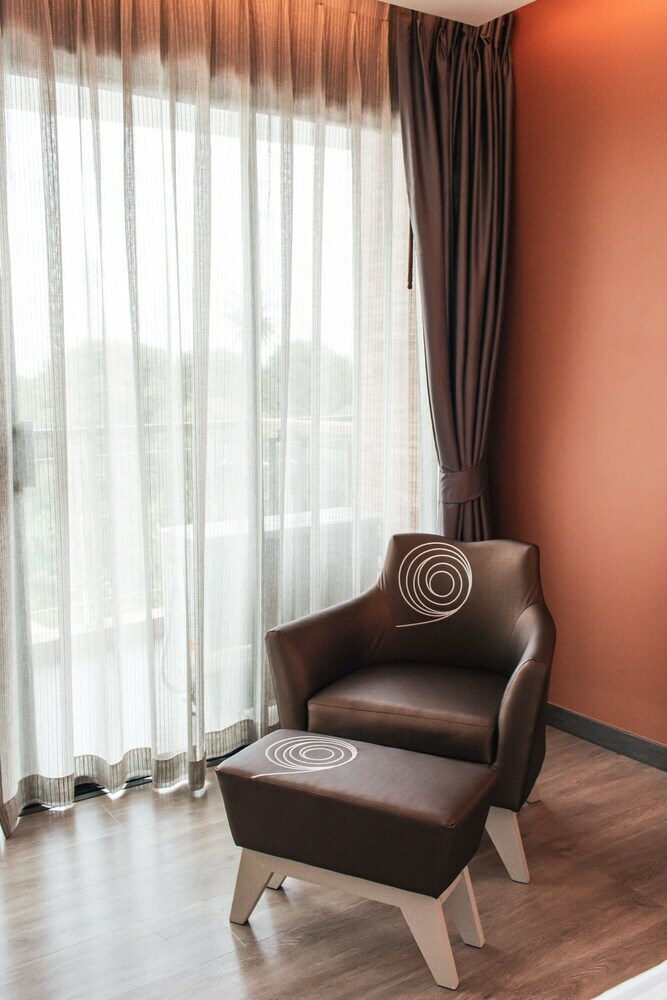 Rachabhura Hotel