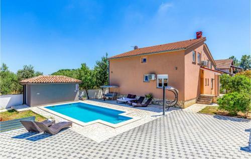 One-bedroom Apartment In Pula