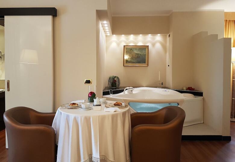 Hotel de La Ville Avellino