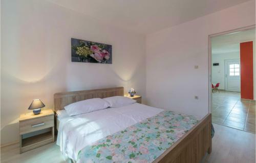 Three-bedroom Holiday Home In Sisan