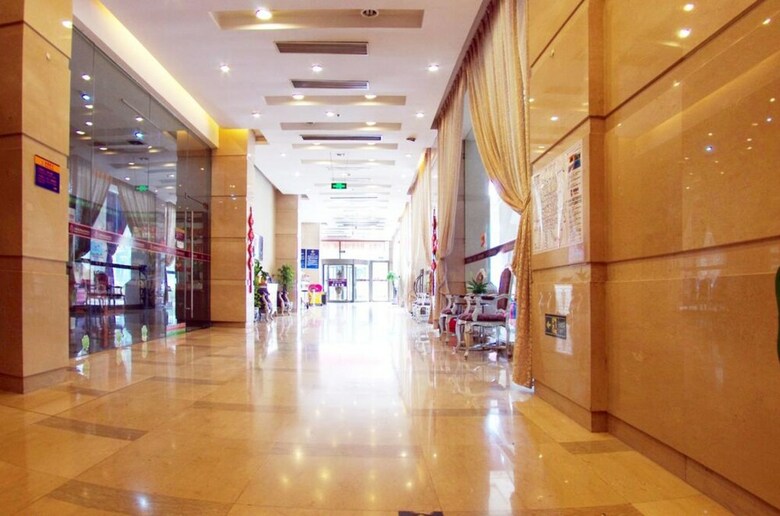 Jinziyin Business Hotel