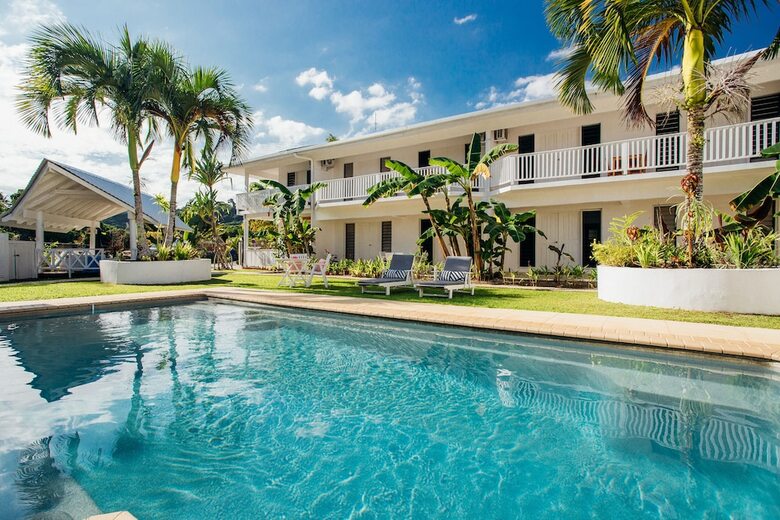 Hotel Tropicana Lagoon Apartments