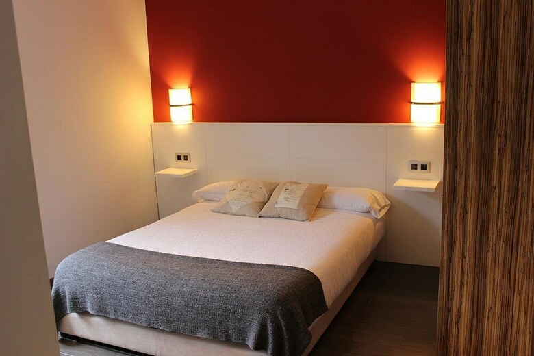 Apartamentos Turisticos Tresanea