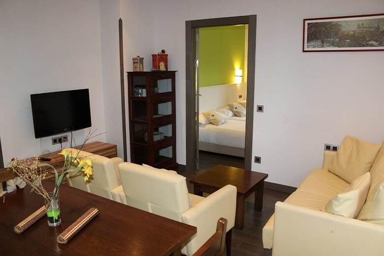 Apartamentos Turisticos Tresanea