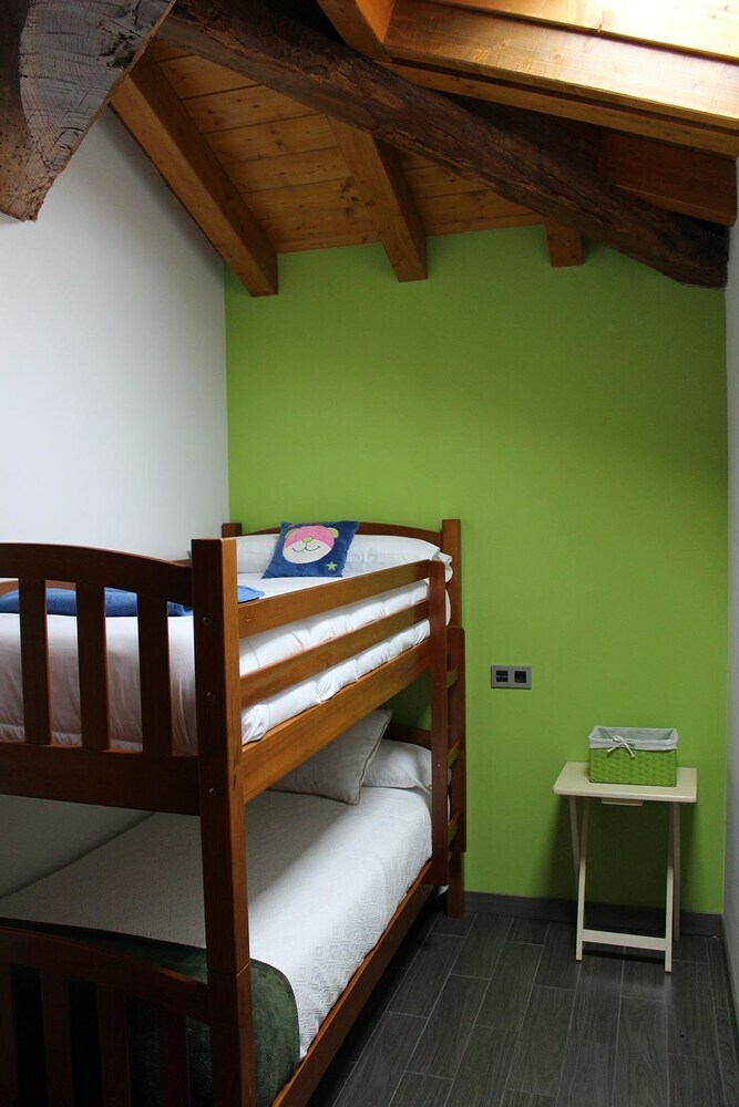 Apartamentos Turisticos Tresanea