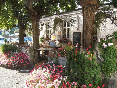 Royal Hotel-restaurant Bonhomme
