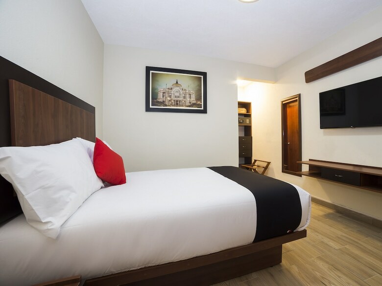 Capital O Hotel Colonial Acopinalco Inn