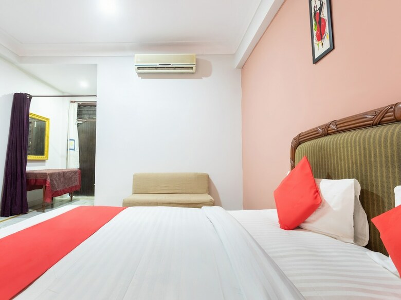 Oyo 36398 Hotel Balaji