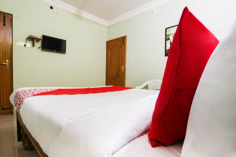 Oyo 47450 Hotel Srn