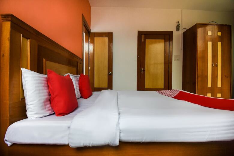 Hotel Oyo 47656 Ayush Home Stay