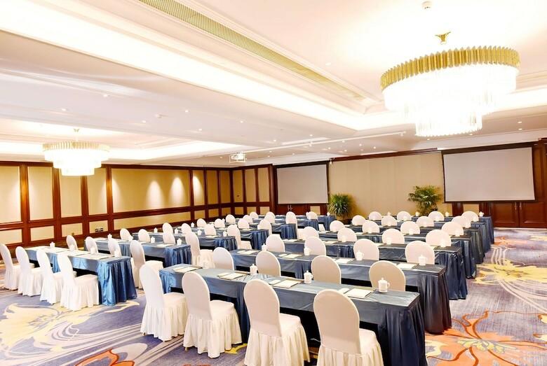 Hotel Ramada Plaza By Wyndham Wenzhou