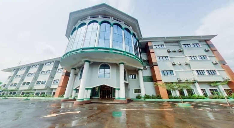 Wintess Garden Hotel And Suites