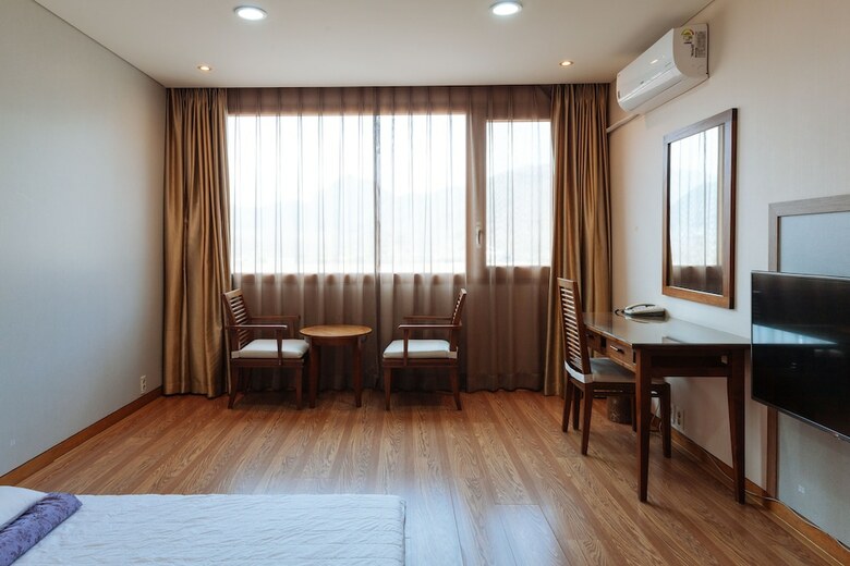 Damyang Hotel