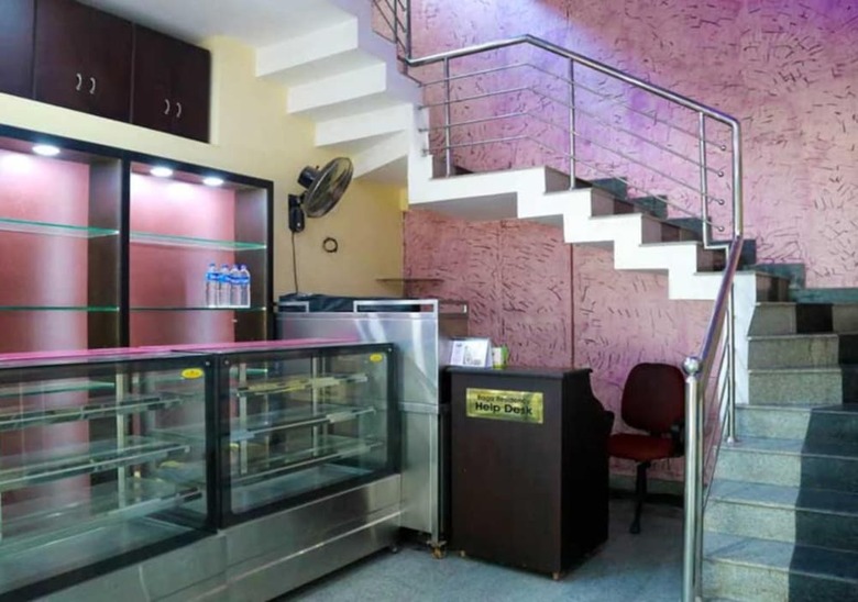 Hotel Raga Residency