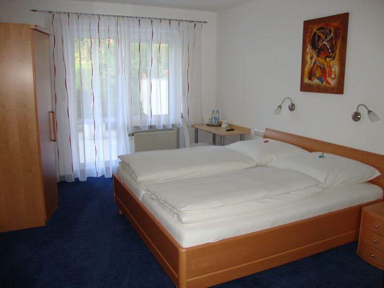 Hotel Garni Am Waldhang