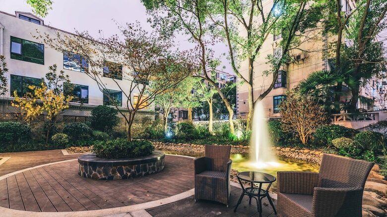 Atour Hotel City Hall Linyi