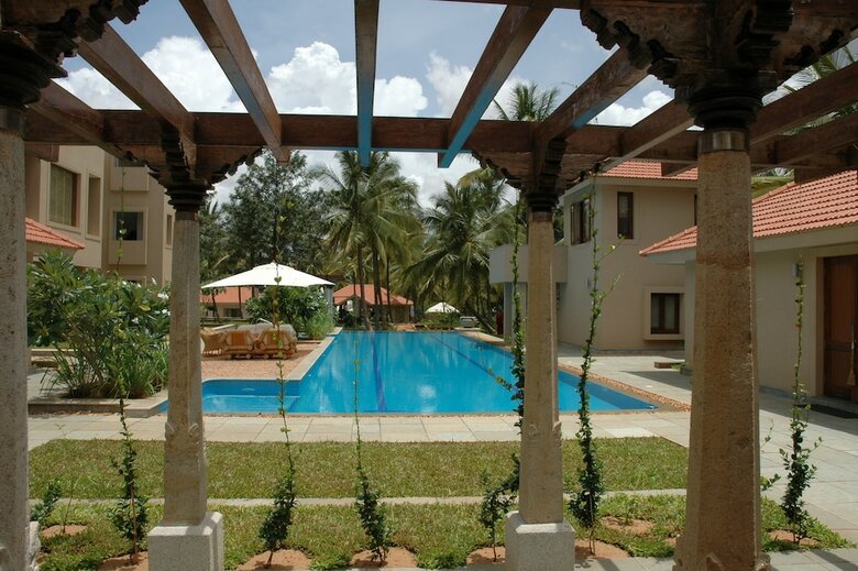 Hotel Shreyas Yoga Retreat, Bangalore