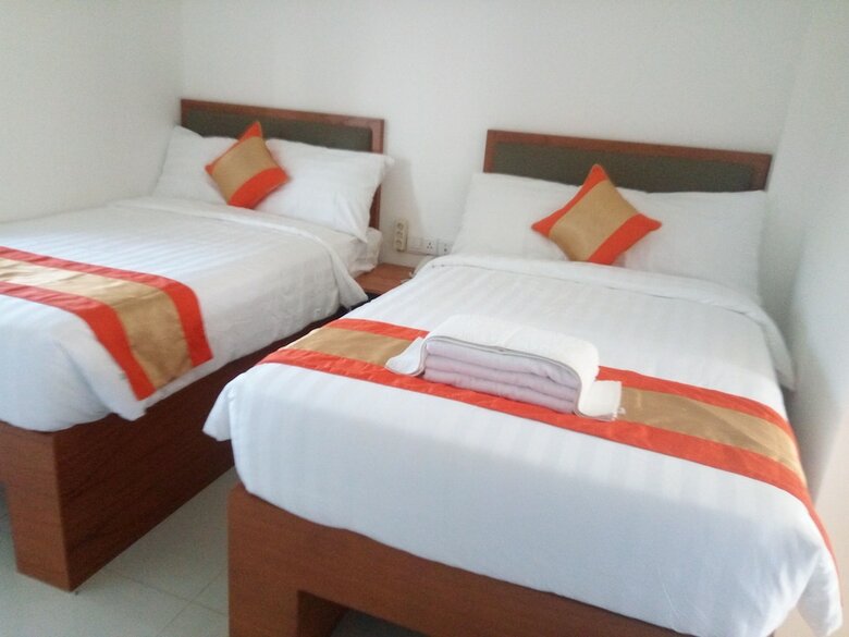 Hostal Arawa Traveller's Inn Makassar - Hostel