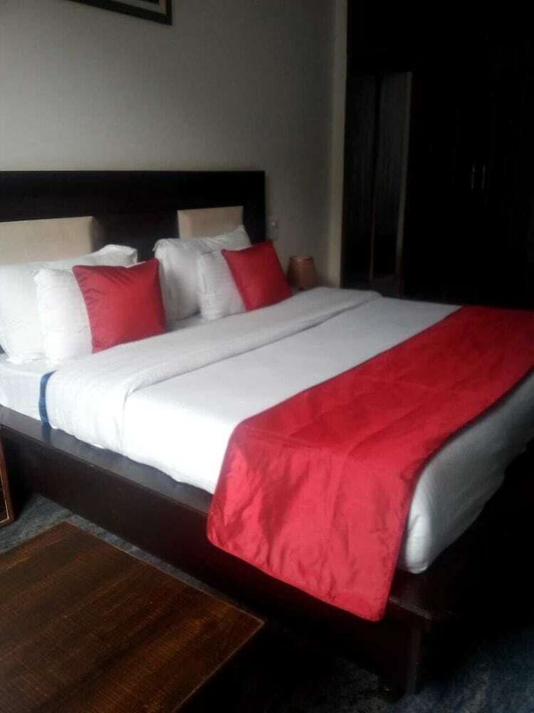 Hotel Kc Regency