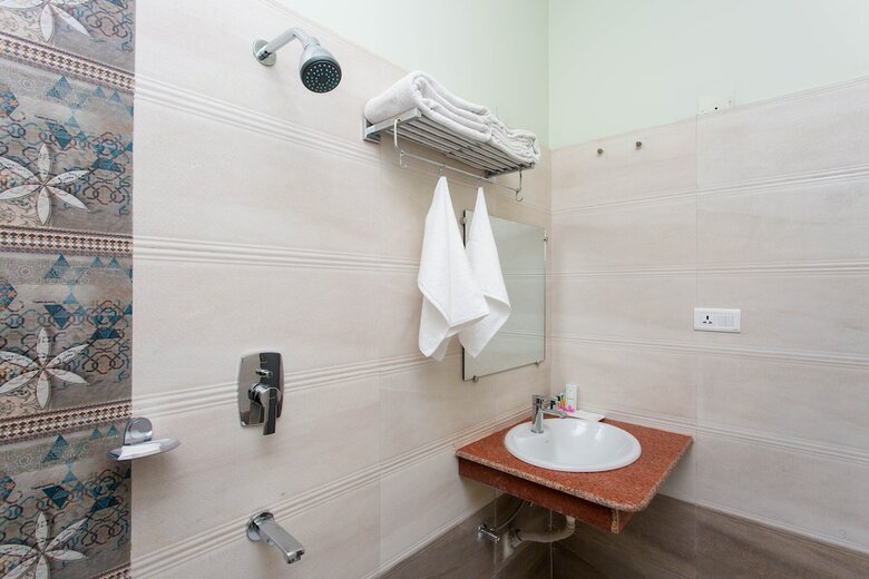 Siddhartha Hotel New Anand