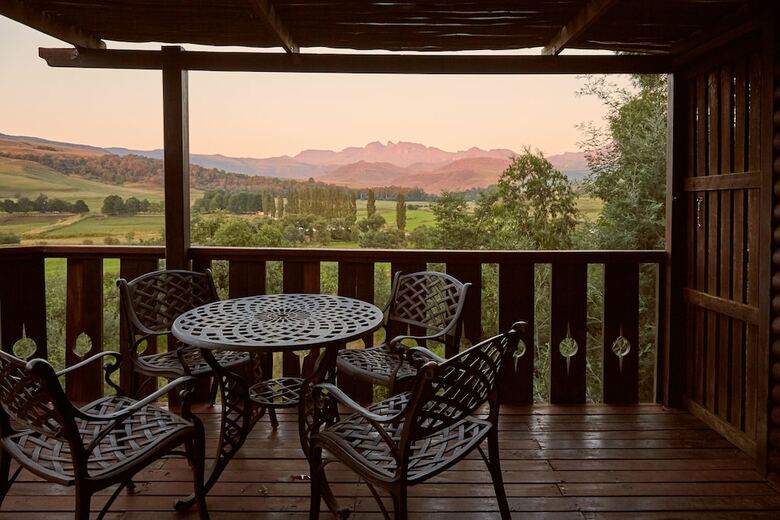 Hotel First Group Bushman's Nek