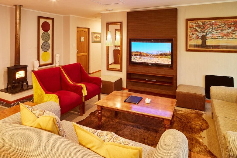 Hotel First Group Bushman's Nek