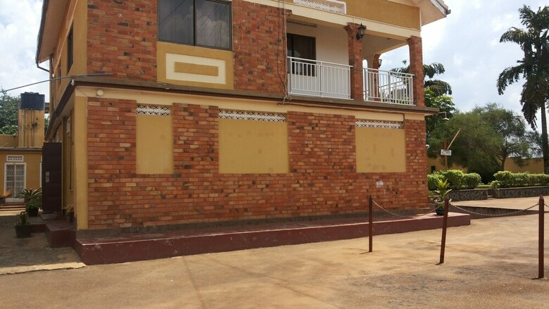 Enro Hotel