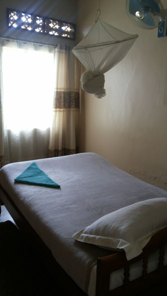 Enro Hotel