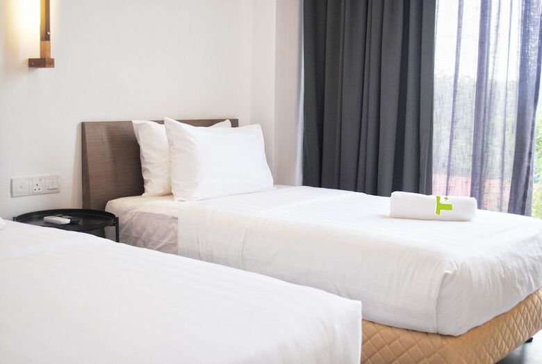 T+ Premium Hotel