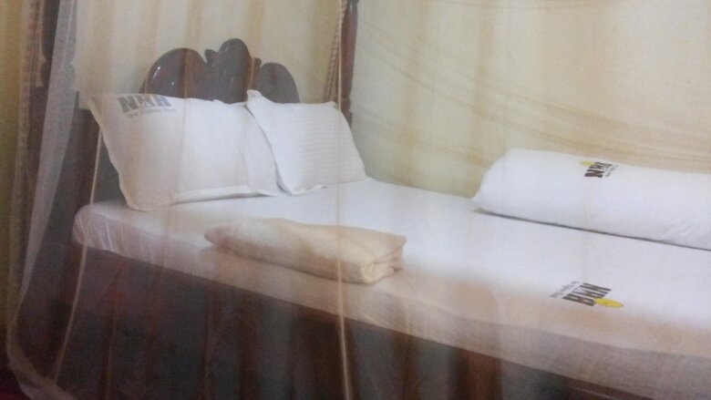 New Highway Hotel
