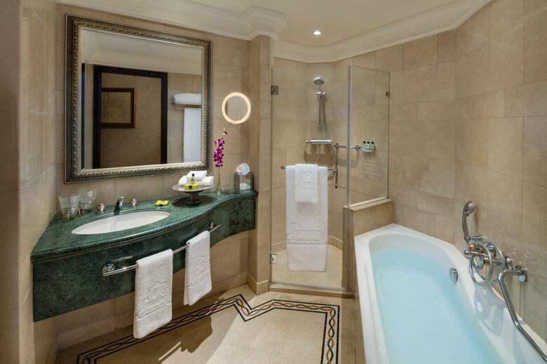 Hotel Intercontinental Phoenicia Beirut