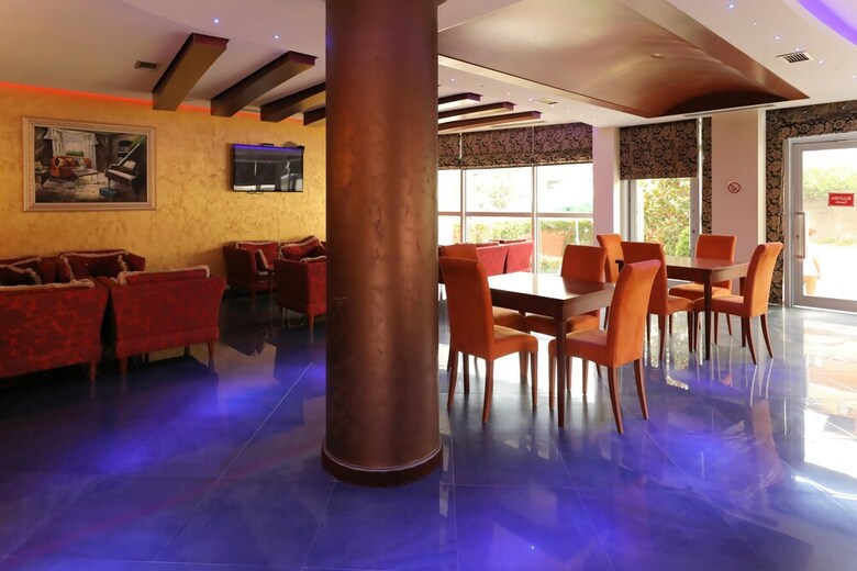 Gjuta Hotel