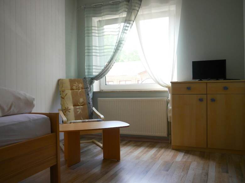 Hotel G�stehaus Zimmer Frei