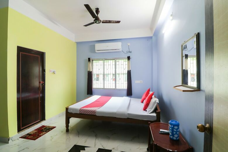 Oyo 49743 Hotel Akankha