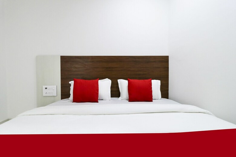 Hotel Oyo 48529 H5