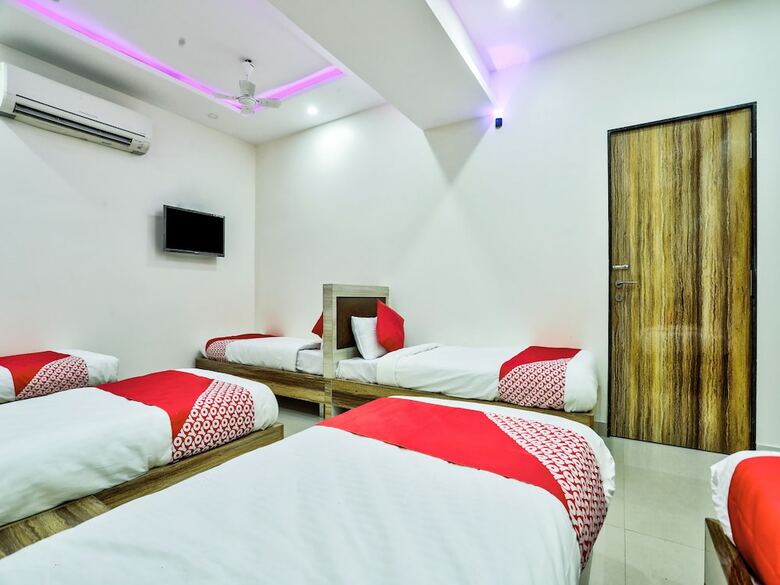 Hotel Oyo 31027 Manvaar