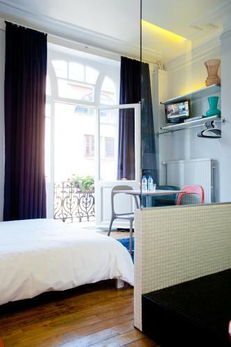 B&B Lodgingat8