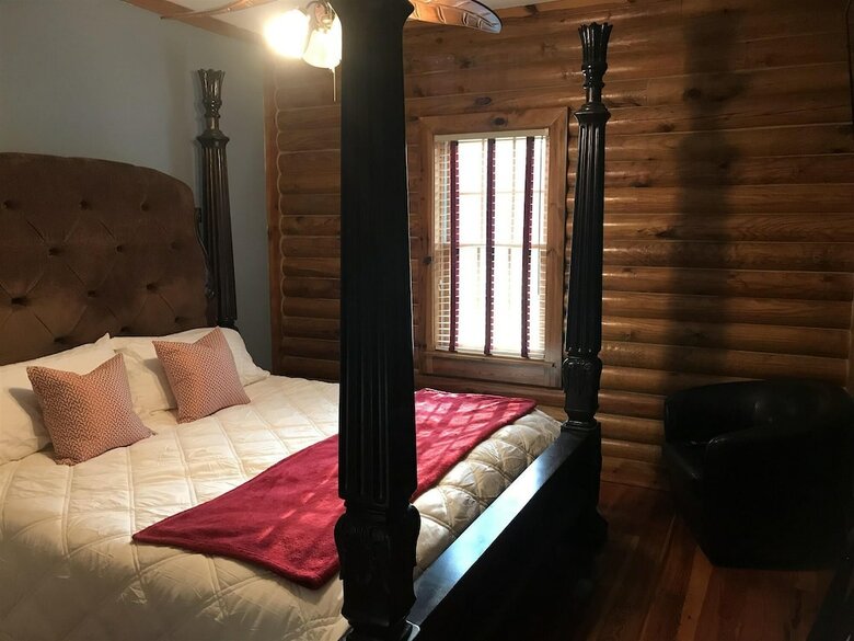 Posada Beachwoods Villa