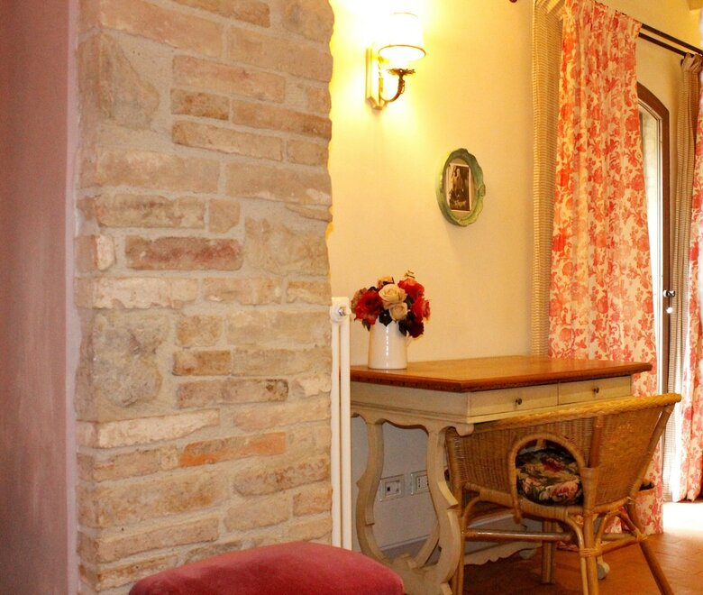 Hotel Private Room In Small Medieval Borgo
