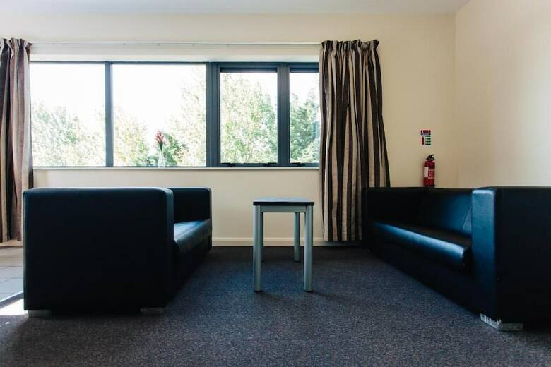 Aparthotel Dcu Apartments
