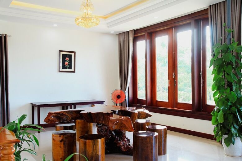 Truong Tinh Hotel