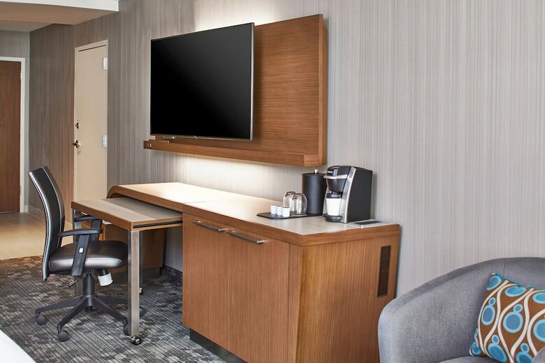 Hotel Courtyard By Marriott Baltimore Downtown/mchenry Row