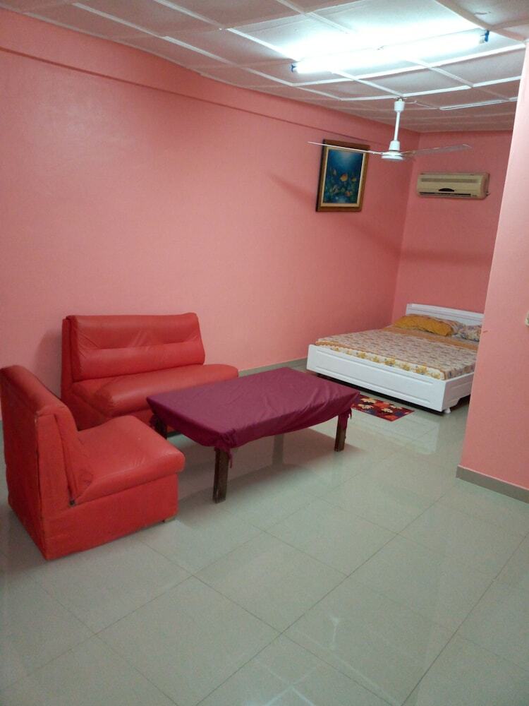 Tahiti Hotel