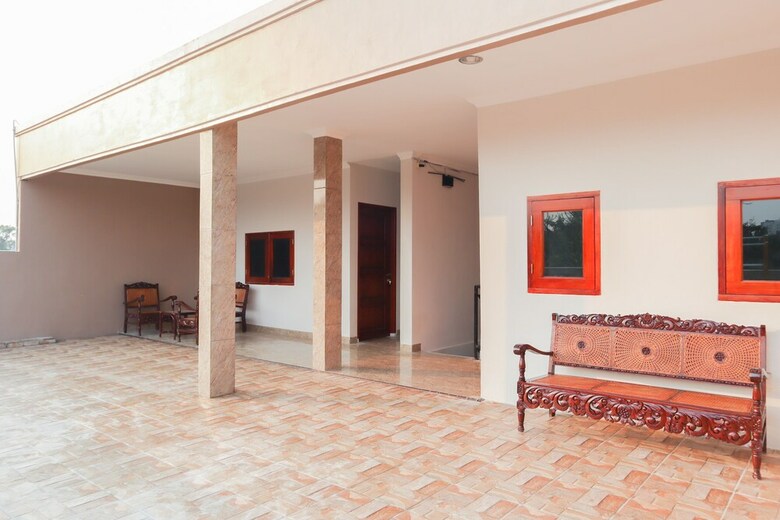Hotel Oyo 1519 Axl Residence