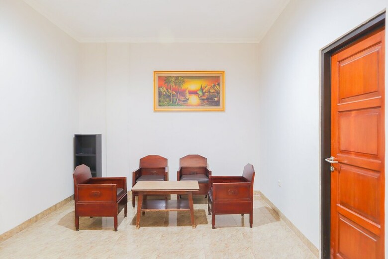 Hotel Oyo 1519 Axl Residence