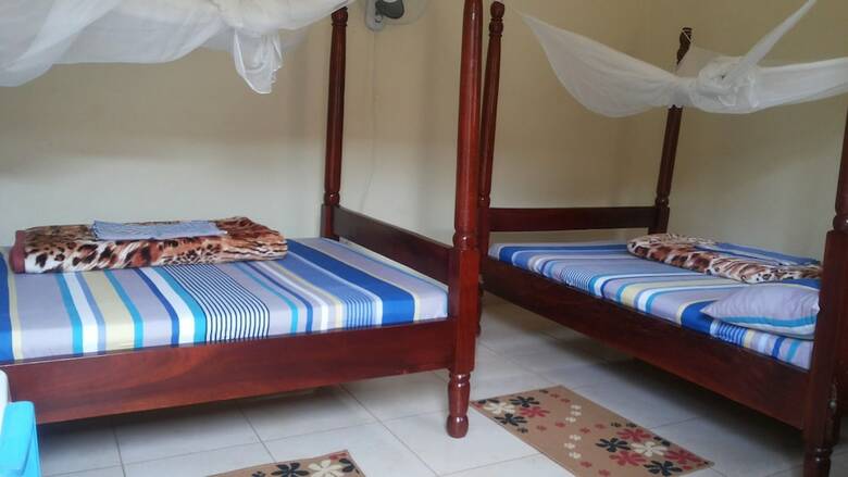 Hotel Leam Guesthouse